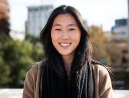 Marie, professeur d'anglais au collège et lycée à Vichy